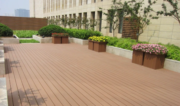 1773979358103576.webp Decking Material Options