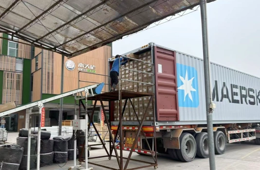 1792058004177386.webp How to Handle Long WPC Cladding Boards in Warehouse